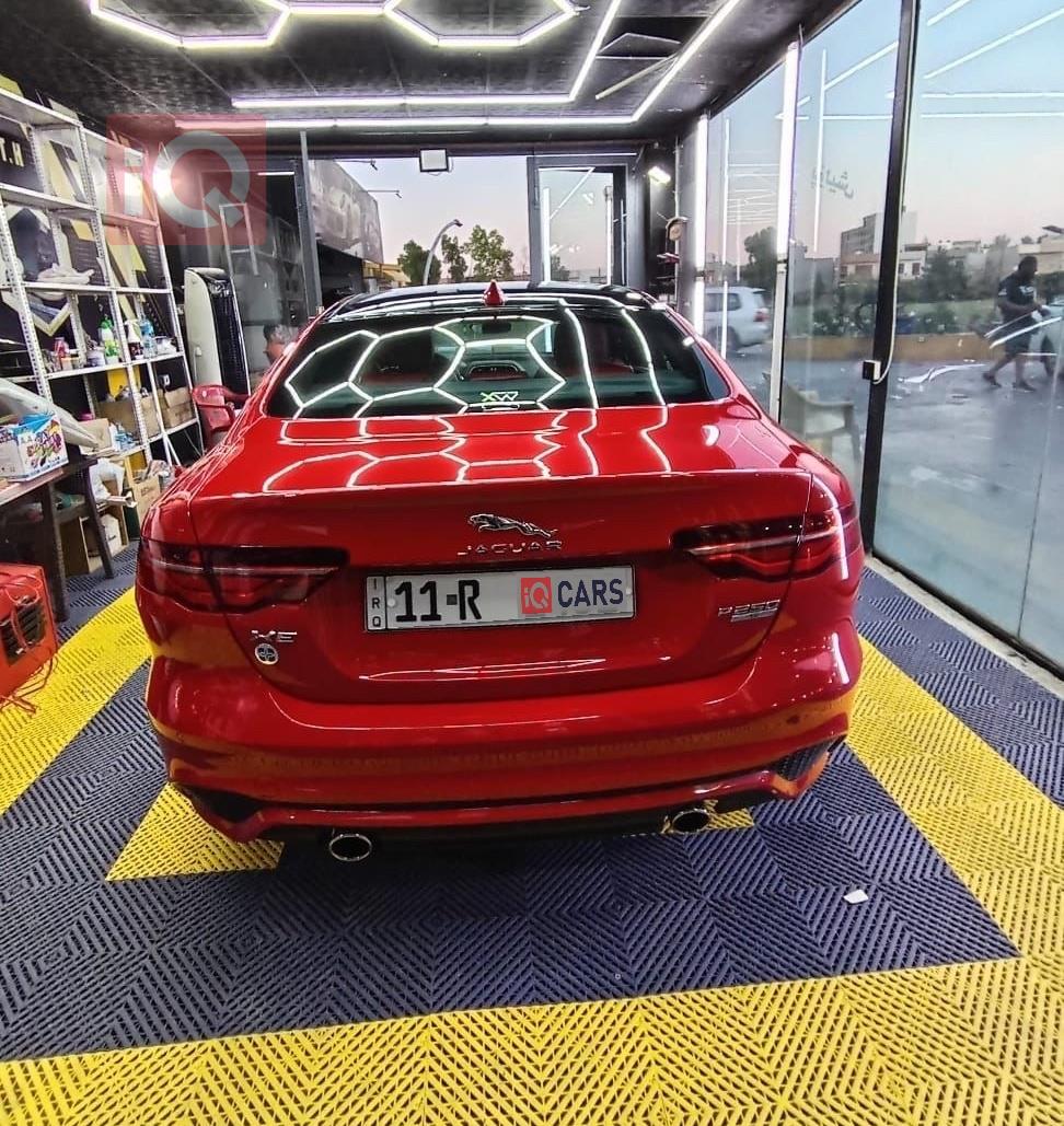 جاكوار XE